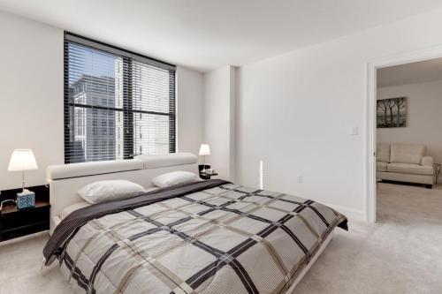 Heaven On Fully Furnished Apartahotel 4*